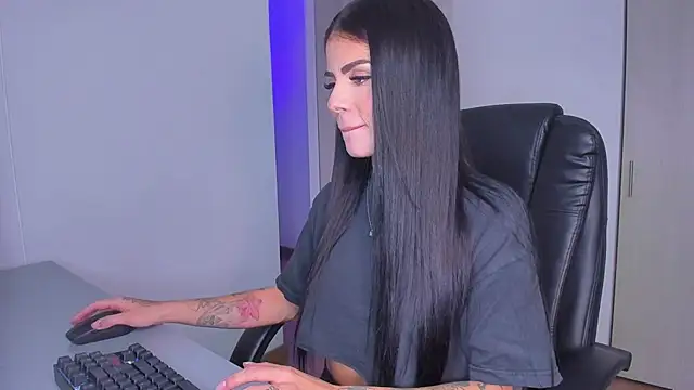 Lisegg  online show from March 10, 8:56 pm