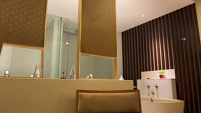 Snapshot of ArabicBarbie chatting on December 3, 10:07 pm ArabicBarbie online show from December 3, 10:07 pm