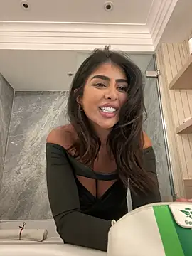 Snapshot of ArabicBarbie chatting on January 2, 10:55 pm ArabicBarbie online show from January 2, 10:55 pm