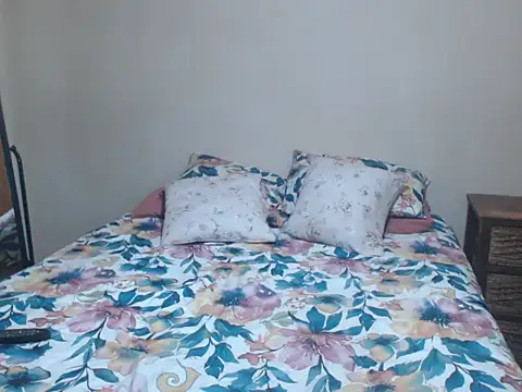 sexylax17 online show from April 24, 5:15 pm