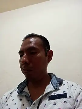 desnudo Sexoxo online show from December 7, 12:08 am