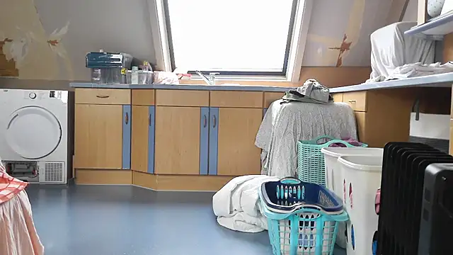 SexyAmanda32 online show from April 5, 10:23 am