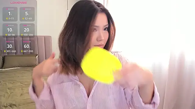 Snapshot of SaliUong chatting on October 27, 7:45 am SaliUong online show from October 27, 7:45 am