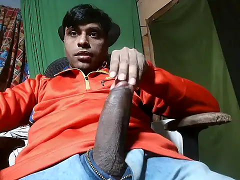 desiboy1101 online show from December 14, 1:49 pm