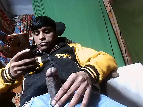 desiboy1101 online show from January 2, 1:19 pm