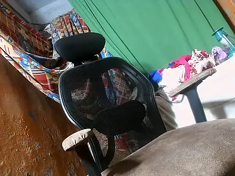 desiboy1101 online show from February 17, 1:32 pm