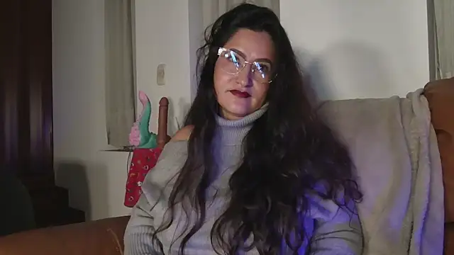 DeesseLuxure online show from October 15, 3:50 am