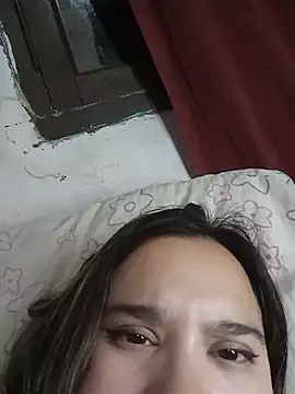 Snapshot of killerbaby__ chatting on November 10, 5:50 am killerbaby online show from November 10, 5:50 am