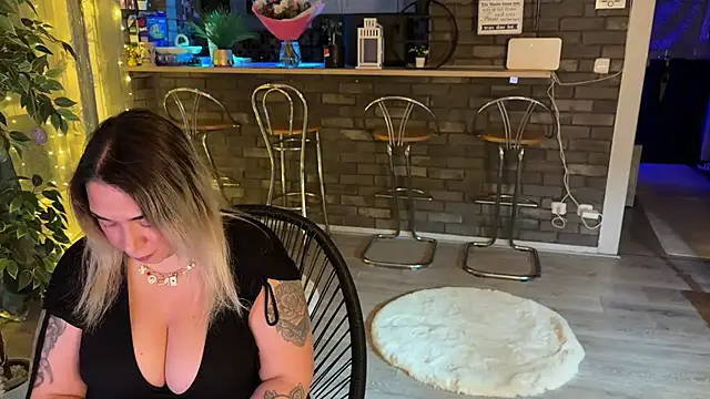 Monageil online show from February 6, 5:49 pm