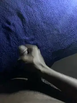 Curvy conda online show from December 23, 8:36 pm