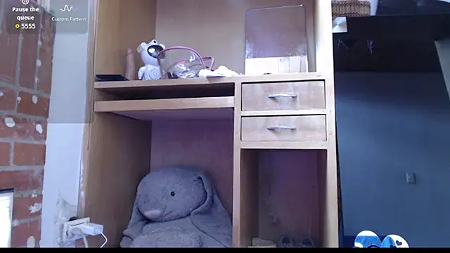 evolet01 online show from May 28, 4:26 pm