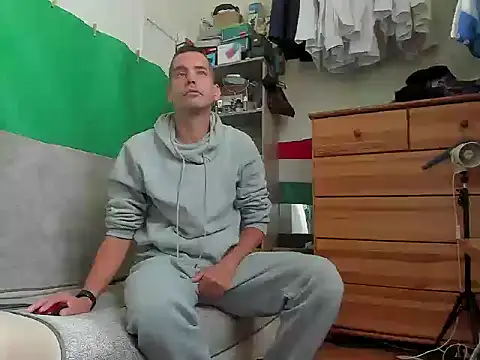 viraglaci18xh online show from October 3, 1:08 pm