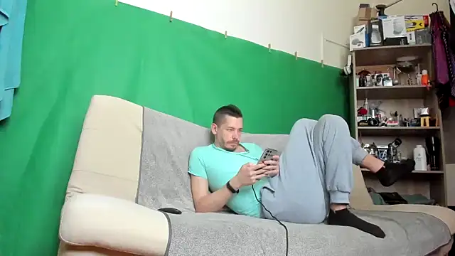 viraglaci18xh online show from April 22, 4:19 pm