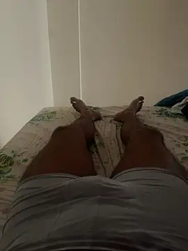 yssaak online show from January 17, 5:01 am