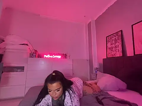  MelinaCurves  online show from February 5, 12:53 am