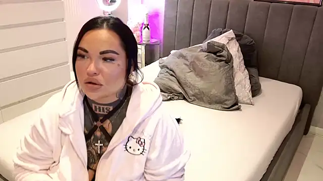  MelinaCurves  online show from March 15, 10:55 pm