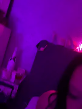  MelinaCurves  online show from September 25, 8:01 pm