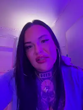  MelinaCurves  online show from October 4, 9:24 pm