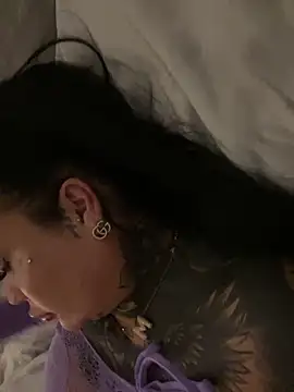  MelinaCurves  online show from January 6, 10:23 pm