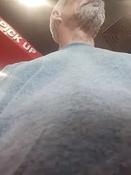 Snapshot of Biknight chatting on September 27, 10:04 pm Biknight online show from September 27, 10:04 pm