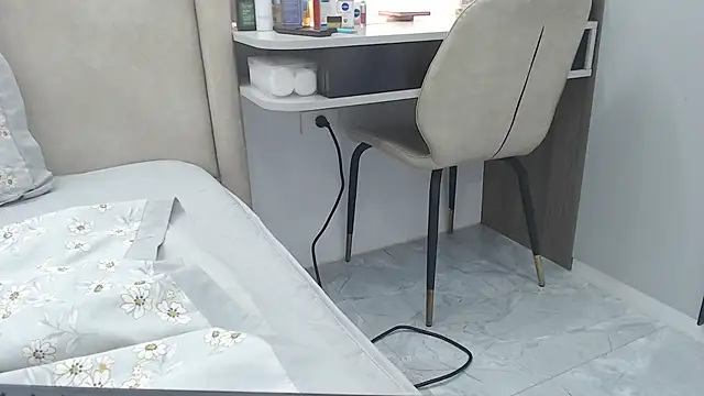 Hanako love online show from November 8, 3:45 pm