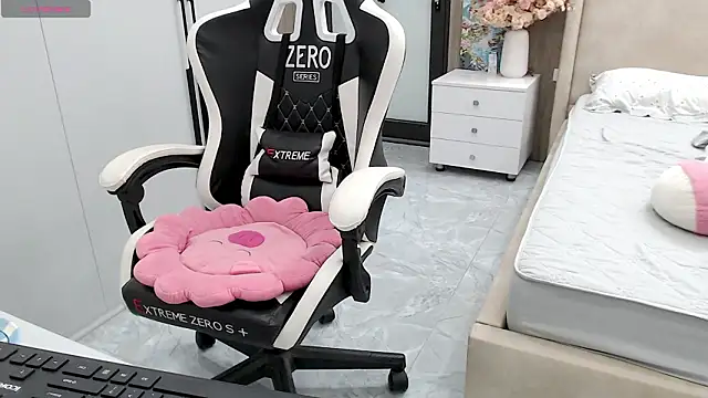 Hanako love online show from March 18, 3:59 pm