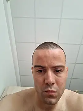 Snapshot of Hakim14460 chatting on June 11, 5:00 pm Hakim14460 online show from June 11, 5:00 pm
