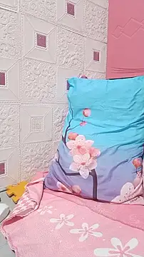 Snapshot of urwildest_dreams chatting on June 17, 8:50 am urwildest dreams online show from June 17, 8:50 am