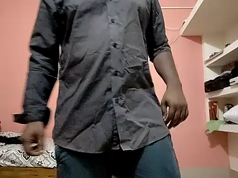 Snapshot of Aneesh007m chatting on October 16, 6:42 pm Aneesh007m online show from October 16, 6:42 pm