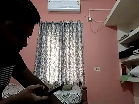 Snapshot of Aneesh007m chatting on October 17, 9:56 am Aneesh007m online show from October 17, 9:56 am