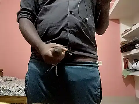 Snapshot of Aneesh007m chatting on October 30, 5:57 pm Aneesh007m online show from October 30, 5:57 pm