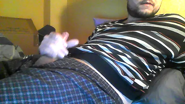 Snapshot of Menic0n chatting on December 30, 9:59 am Menic0n online show from December 30, 9:59 am