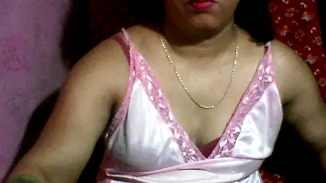 Snapshot of koyel90 chatting on December 21, 6:26 pm koyel90 online show from December 21, 6:26 pm