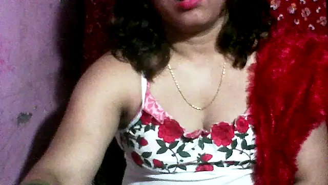 Snapshot of koyel90 chatting on January 6, 6:33 pm koyel90 online show from January 6, 6:33 pm