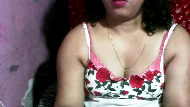 Snapshot of koyel90 chatting on January 7, 6:43 pm koyel90 online show from January 7, 6:43 pm