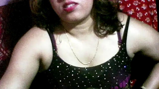 Snapshot of koyel90 chatting on February 1, 6:17 pm koyel90 online show from February 1, 6:17 pm