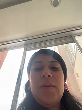 emilyjohanson online show from April 21, 7:06 pm