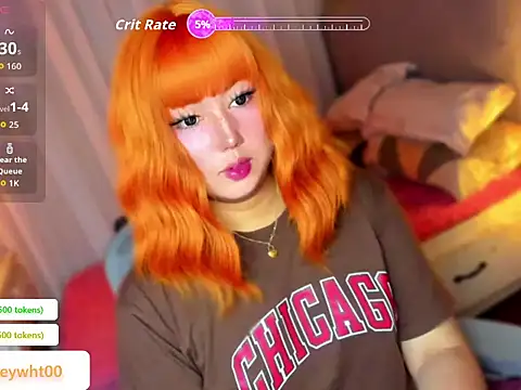 HOTnWILDalice online show from March 19, 2:48 am