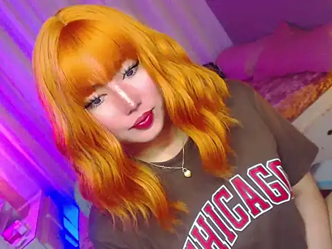 HOTnWILDalice online show from April 19, 1:05 am