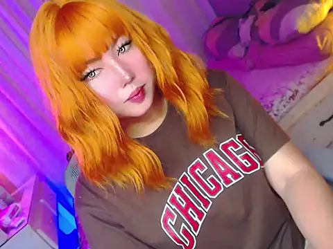 HOTnWILDalice online show from April 20, 2:36 am