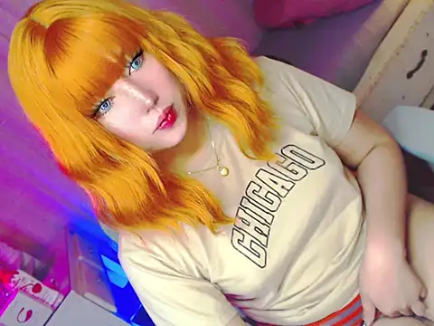 HOTnWILDalice online show from April 24, 3:09 am