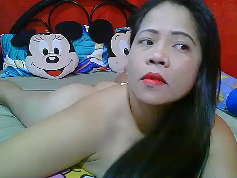 xsweetlips69x online show from February 23, 3:40 pm