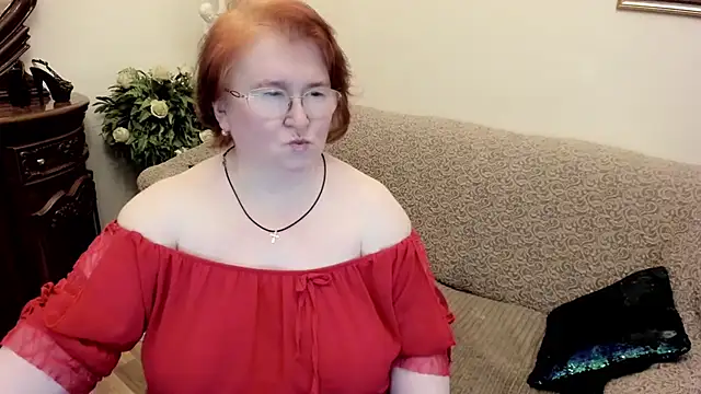 leiamillersonn online show from March 23, 6:23 pm