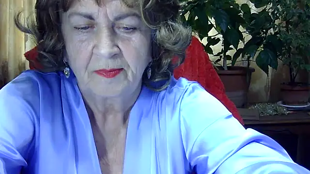 Emma52610 online show from March 31, 11:21 am