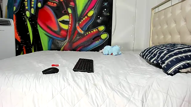 Snapshot of luna_sexxy chatting on June 7, 3:54 am luna sexxy online show from June 7, 3:54 am