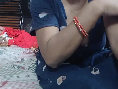 prettyindiandoll online show from April 25, 6:05 am