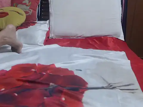 Snapshot of prettyindiandoll chatting on July 22, 6:05 am prettyindiandoll online show from July 22, 6:05 am
