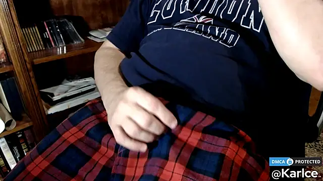 karlce online show from December 19, 3:51 am