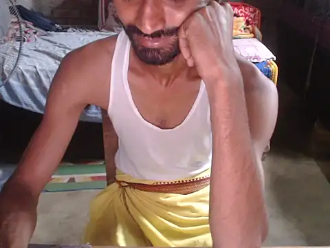 Snapshot of ThethunderPo chatting on July 7, 7:23 am ThethunderPo online show from July 7, 7:23 am