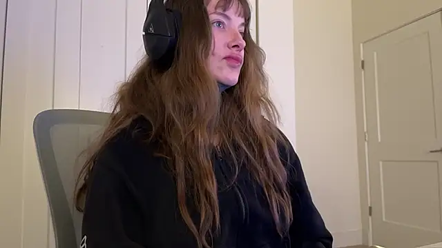 Snapshot of airgeadx chatting on March 1, 2:26 am airgeadx online show from March 1, 2:26 am